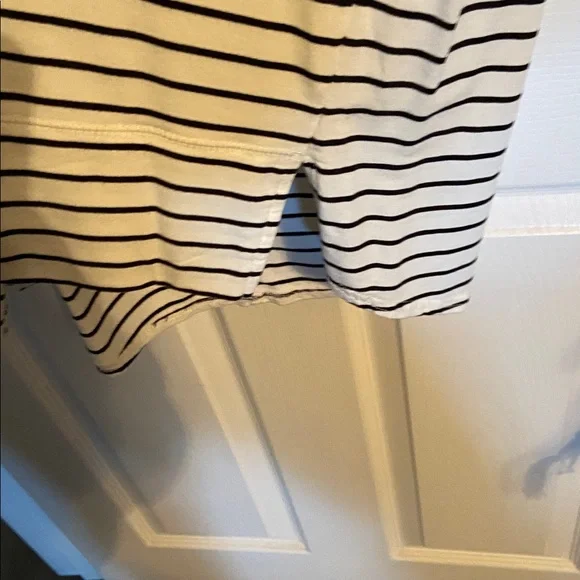 To Liz Claiborne cowl neck lightweight shirts - Picture 7 of 9